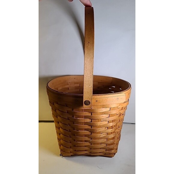 Vintage 2000 Longaberger Handled Basket Medium 10" Diameter X 9" Deep - Picture 9 of 9